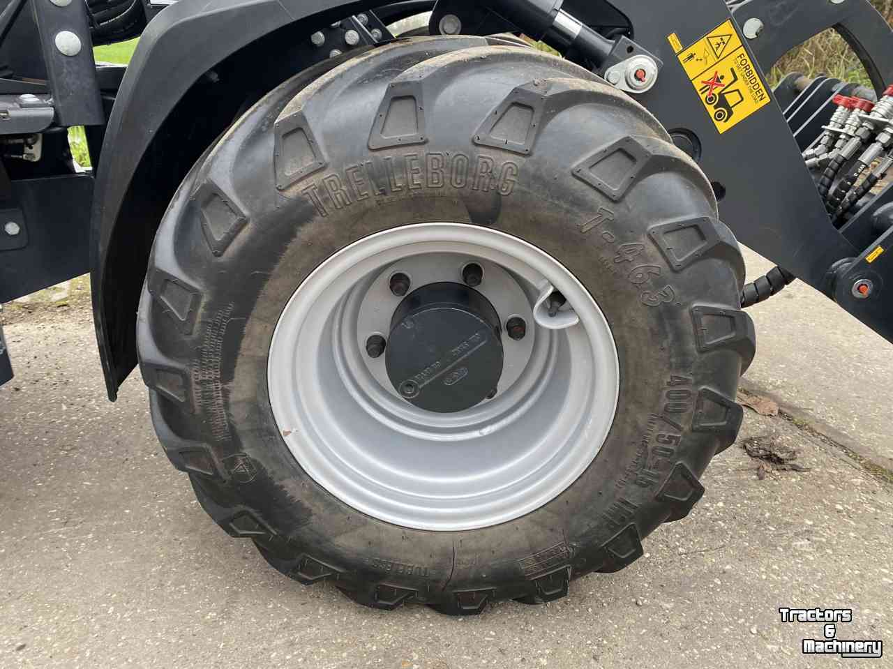 Chargeuse sur pneus Pitbull X27-26V