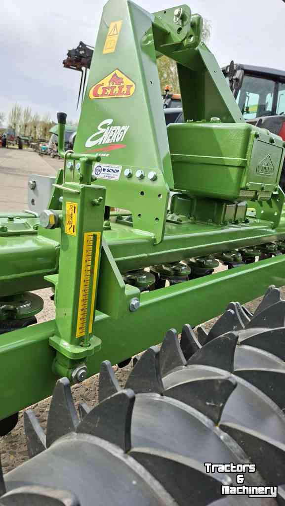 Herse rotative Celli Energy 300 kopeg met pakker-rol