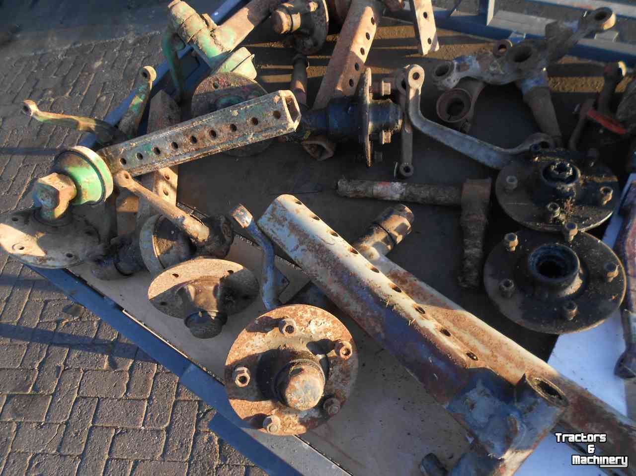 Pièces d‘occasion pour tracteurs Deutz 06 07 en dx