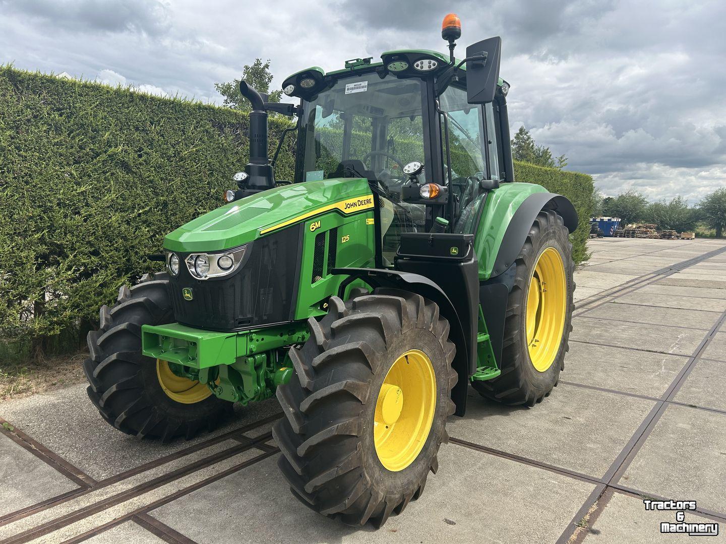 Tracteur John Deere 6M 125