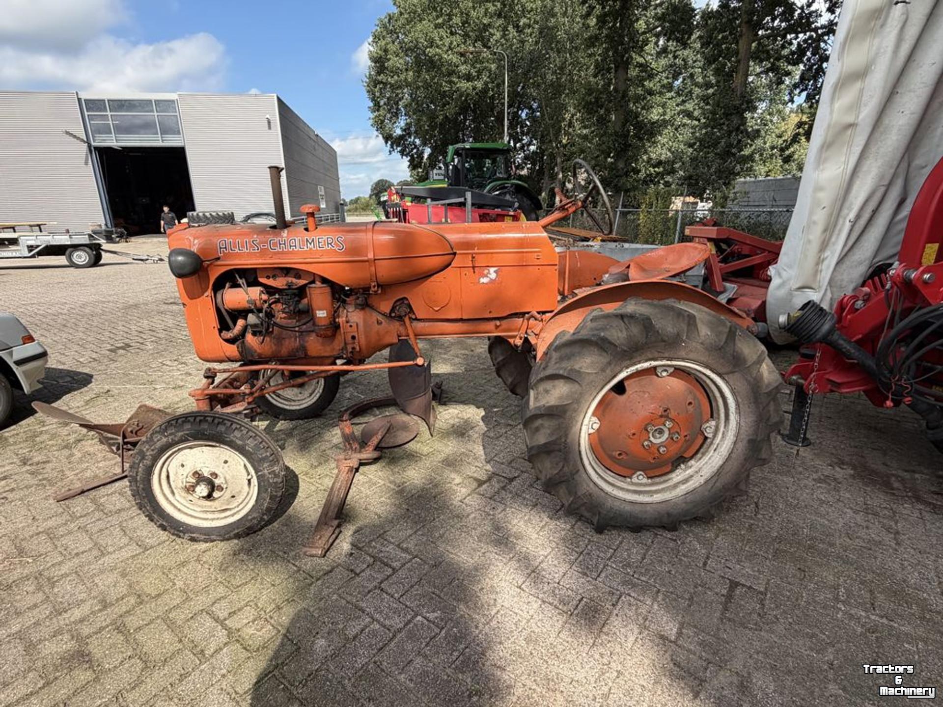 Tracteurs anciens Allis Chalmers D-270