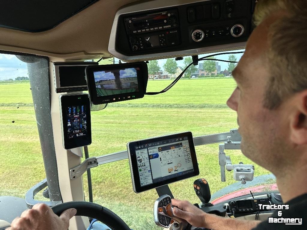 Ensileuse automotrice Elho Demo Cobra 7710T getrokken hakselaar grashakselaar