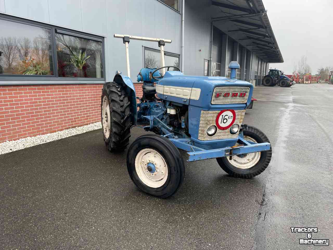 Tracteurs anciens Ford 2000-3610 trekker / tractor