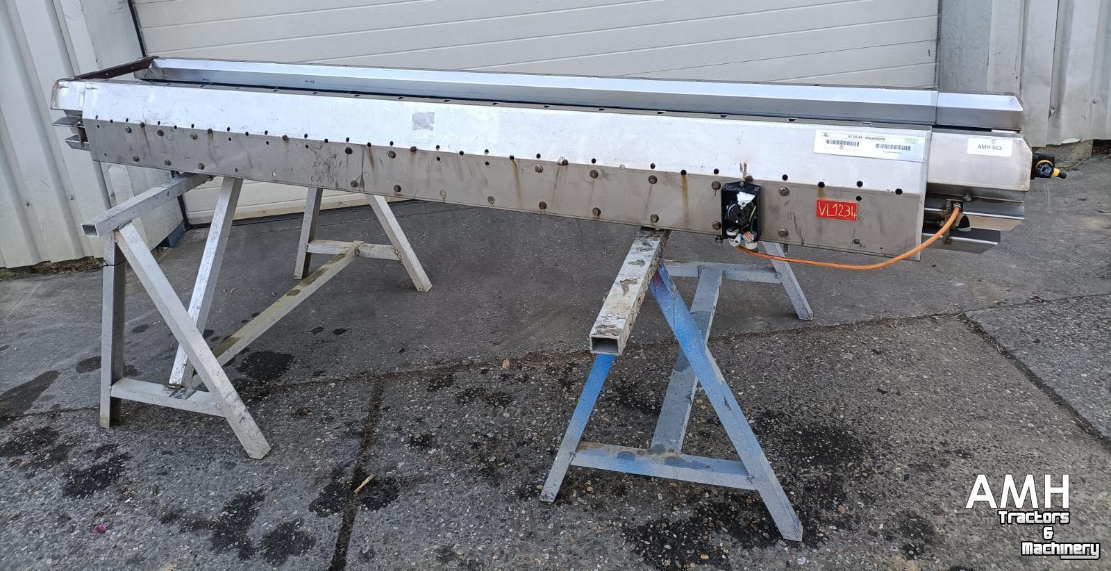 Convoyeur élévateur  Opvoerband 2900X300 OPVOERBAND ELEVATOR BELT FÖRDERBAND STEIGBAND