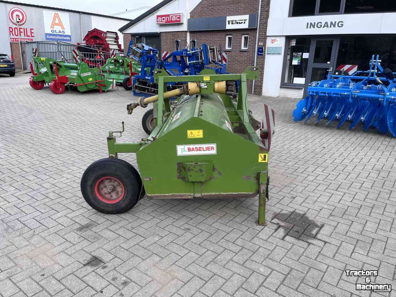 Broyeur de fanes Baselier Loofklapper type LKB 320