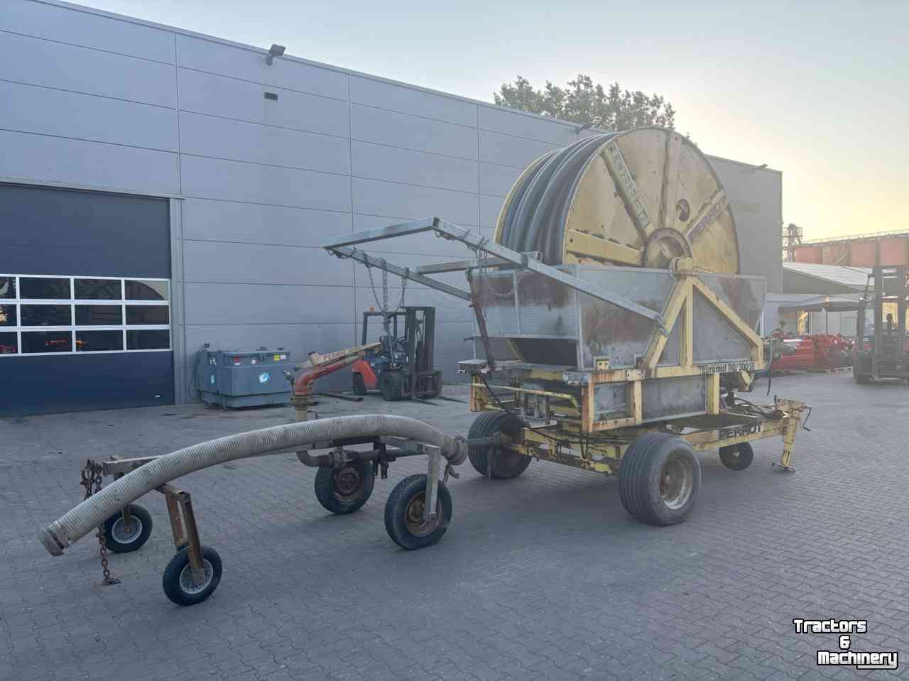 Enrouleur d‘irrigation Perrot Peromat 110-300 SE
