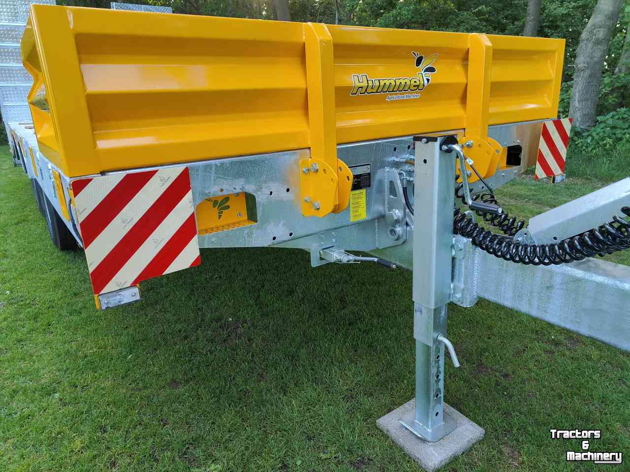 Remorque porte-machines  Hummel Dieplader