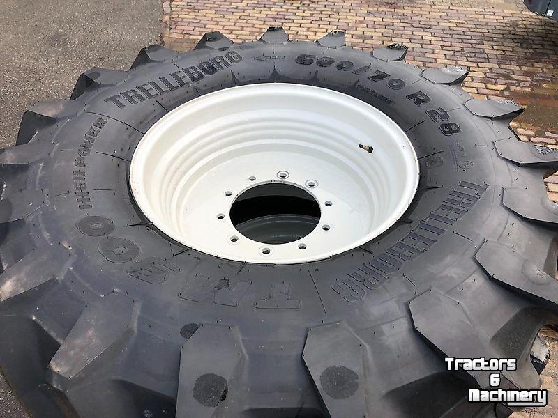 Roues, Pneus, Jantes, Barillets Jumelage  Trelleborg - 600/70R28 TM900 op wiel Valtra Q-serie
