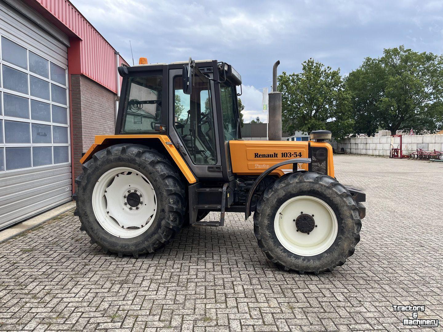 Tracteur Renault 103-54 TX