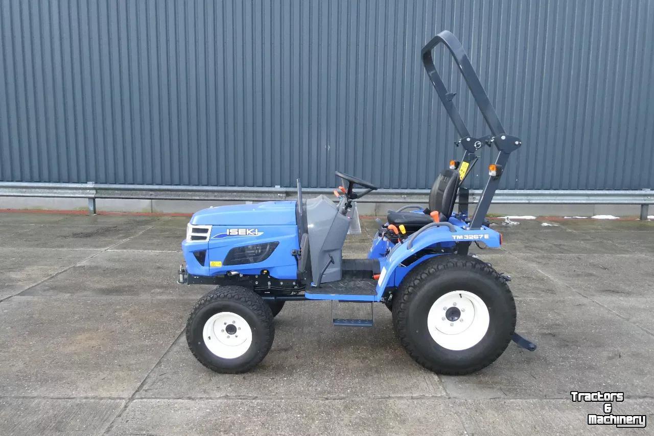 Tracteur Iseki TM3267E .