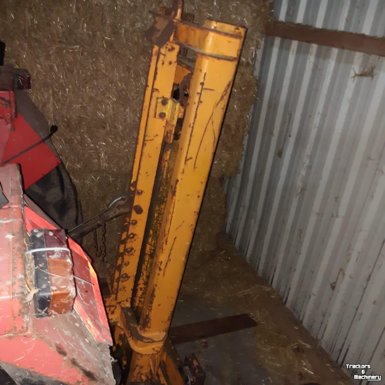 Elévateur  Hefmast met pallet lepels