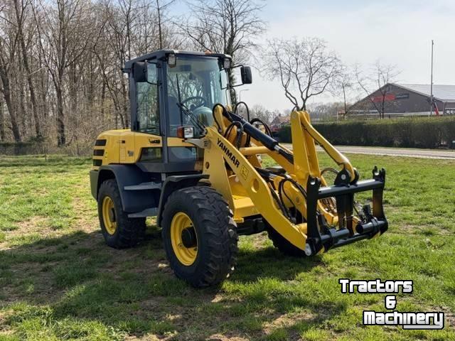 Chargeuse sur pneus Yanmar V100