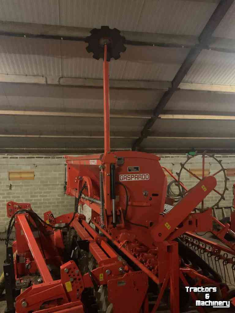 Semoir Combination Maschio Gaspardo Combi Rotoreg+Zaaimachine DAA300/19