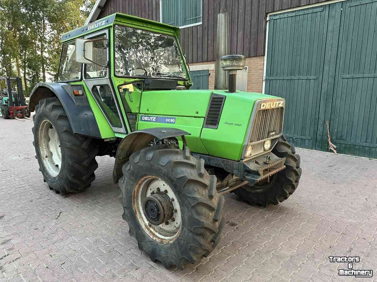 Tracteur Deutz-Fahr DX90