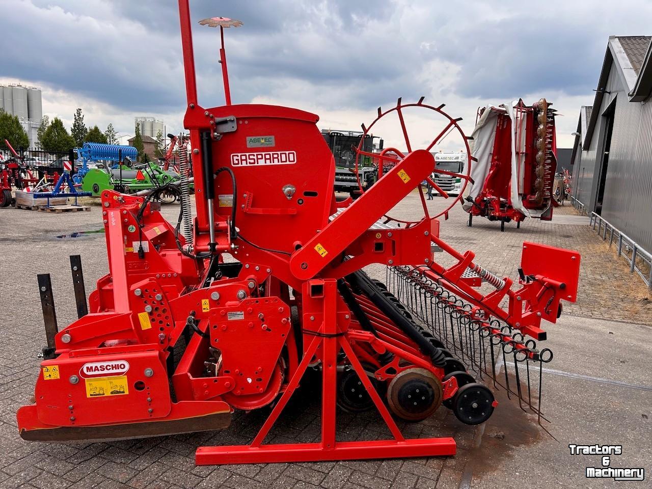 Semoir Maschio Maschio Gaspardo DC300 + Dama 300/29 Zaaimachine