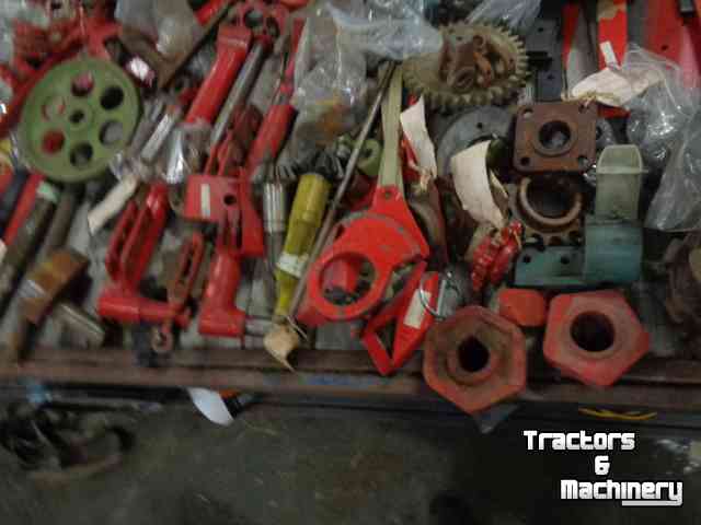 Nouvelles pièces diverse Mengele opraapwagens