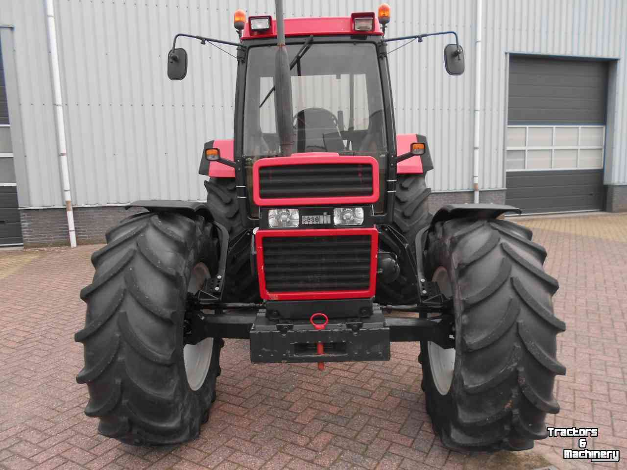 Tracteur Case-IH 1056 xla
