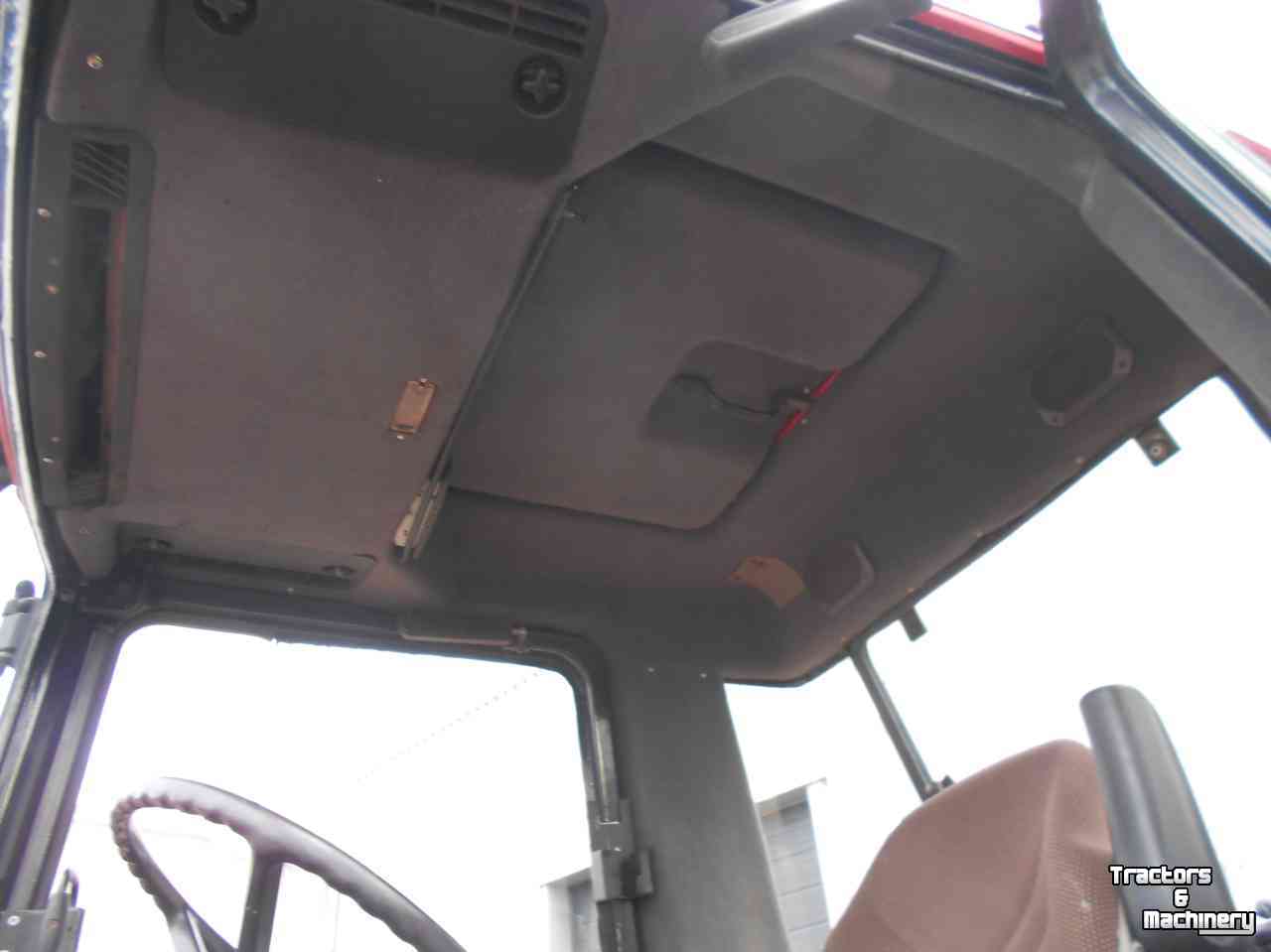 Tracteur Case-IH 1056 xla