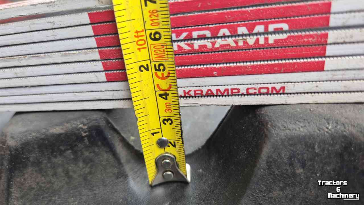 Roues, Pneus, Jantes, Barillets Jumelage Trelleborg 440/65R28 TM800