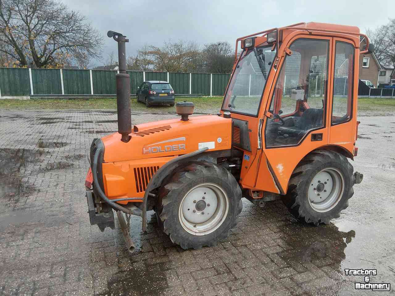 Tracteur pour vignes et vergers Holder a 5.58