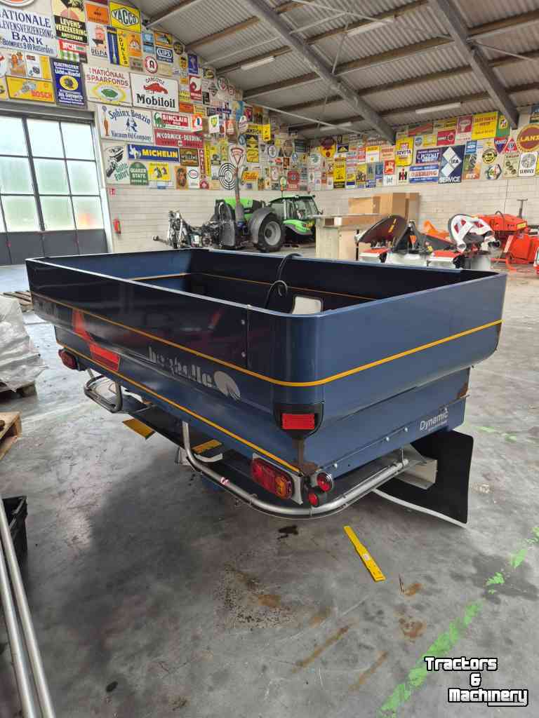 Distributeur d‘engrais Bogballe M2W Dynamic kunstmeststrooier