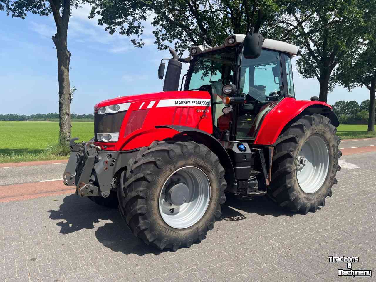 Tracteur Massey Ferguson 6716S Dyna6