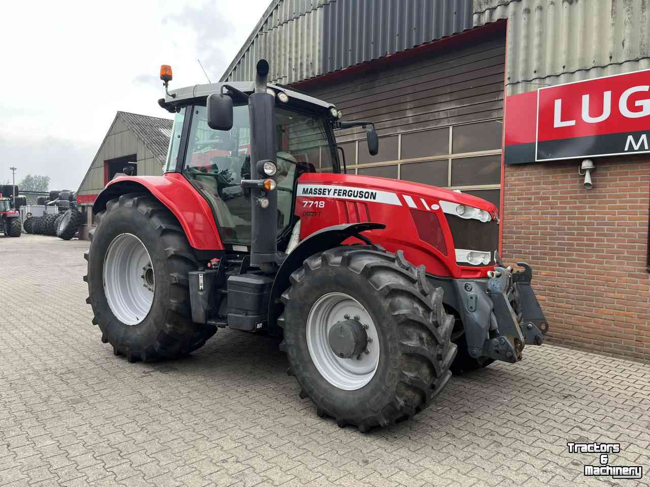 Tracteur Massey Ferguson 7718 Dyna-VT Exclusive Tractoren