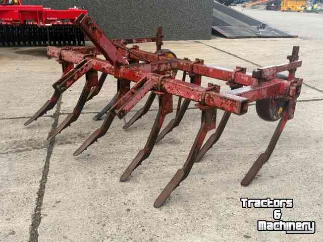 Cultivateur  cultivator