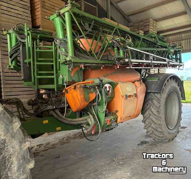 Pulvérisateur Amazone UX 4200 spuit