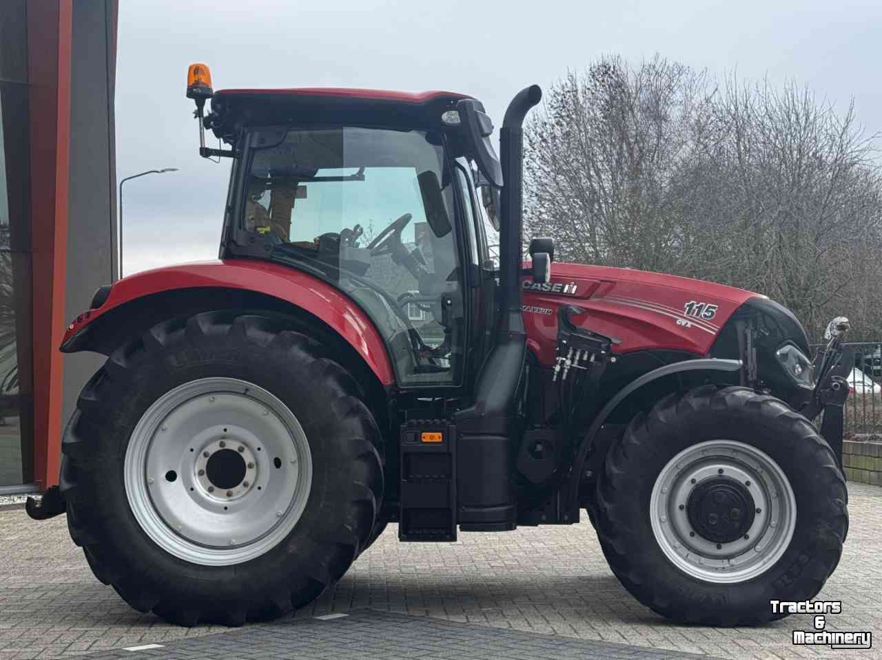 Tracteur Case-IH Maxxum 115CVX vario  Stage V  Hydr. rem  Voorlader steunen vol geveerd