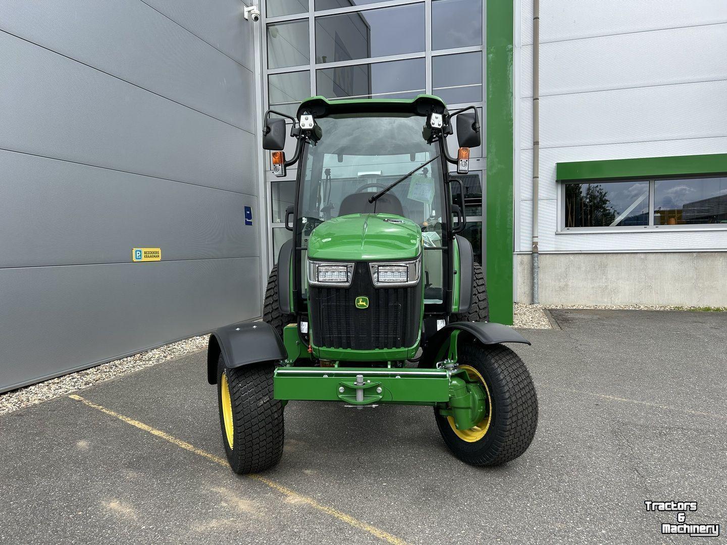 Tracteur pour vignes et vergers John Deere 4066R