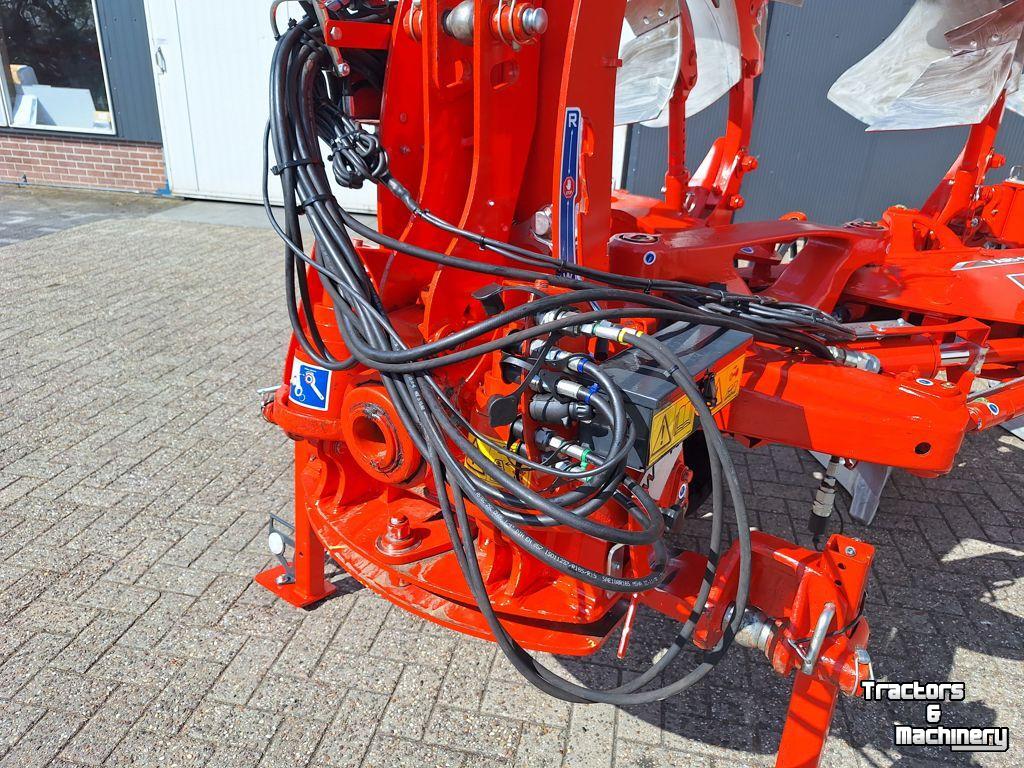 Charrues Kuhn VARI-MASTER M 4ET