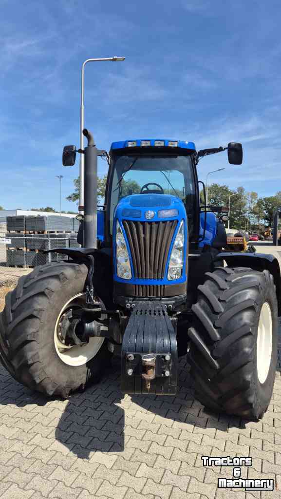 Tracteur New Holland T8020 FP 40 Kmh. Lucht, geveerde vooras