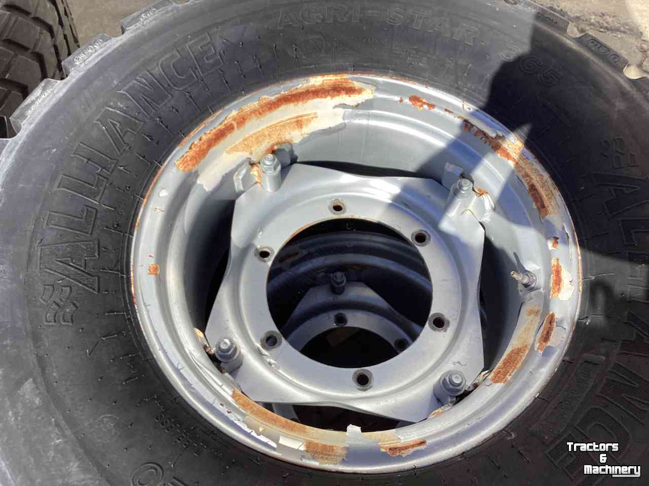 Roues, Pneus, Jantes, Barillets Jumelage New Holland Gazonbanden op velg