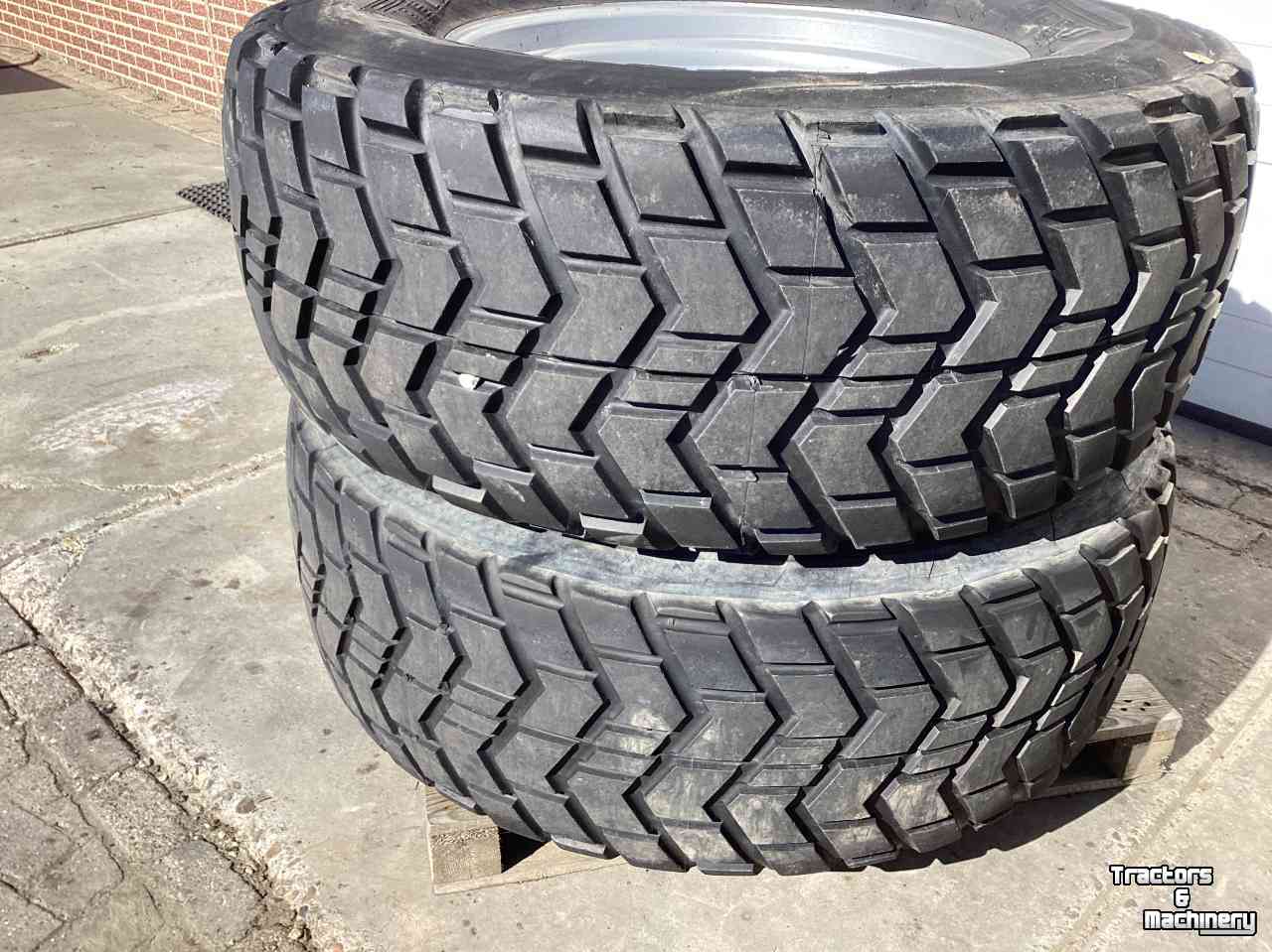Roues, Pneus, Jantes, Barillets Jumelage New Holland Gazonbanden op velg