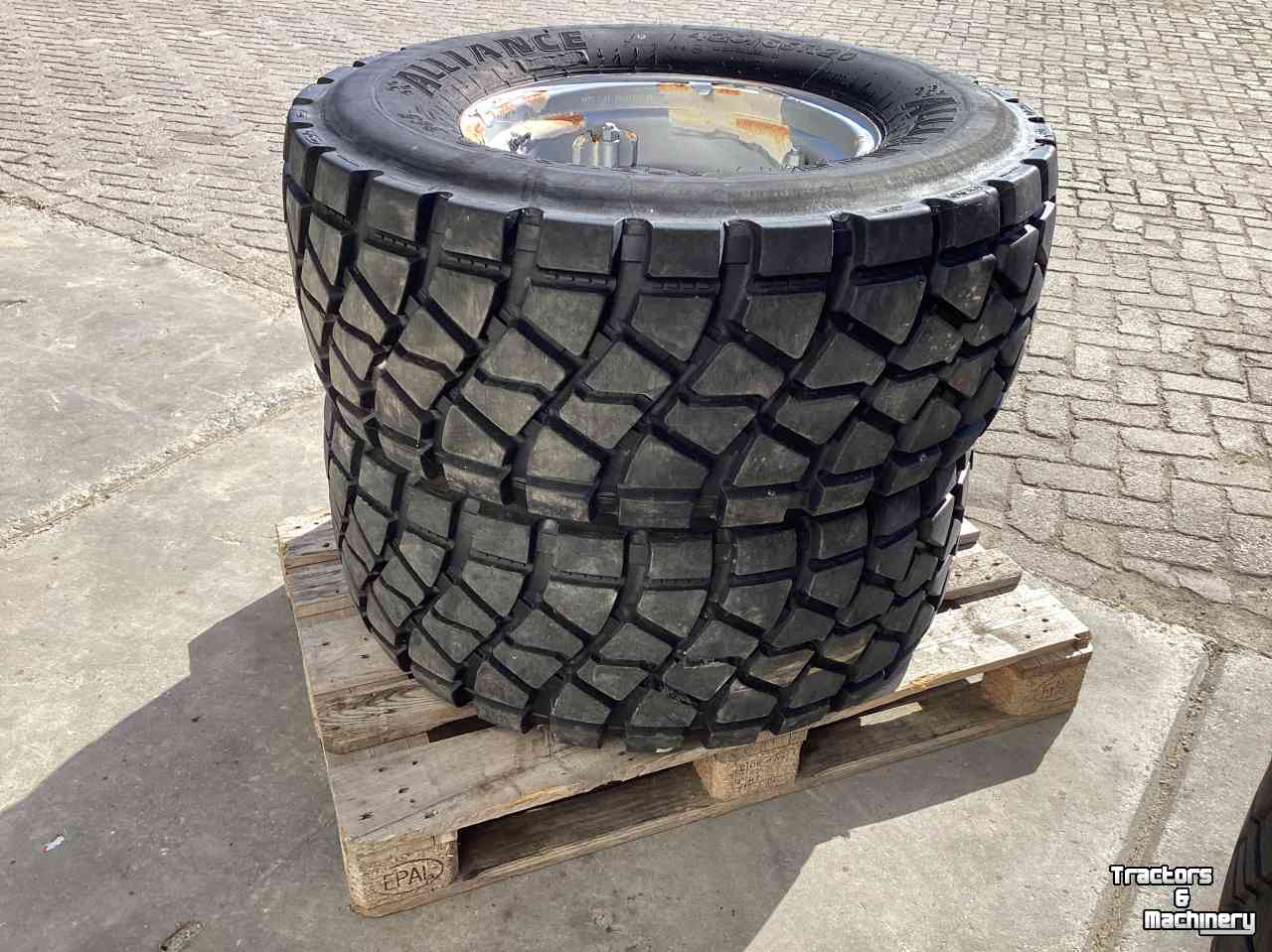 Roues, Pneus, Jantes, Barillets Jumelage New Holland Gazonbanden op velg