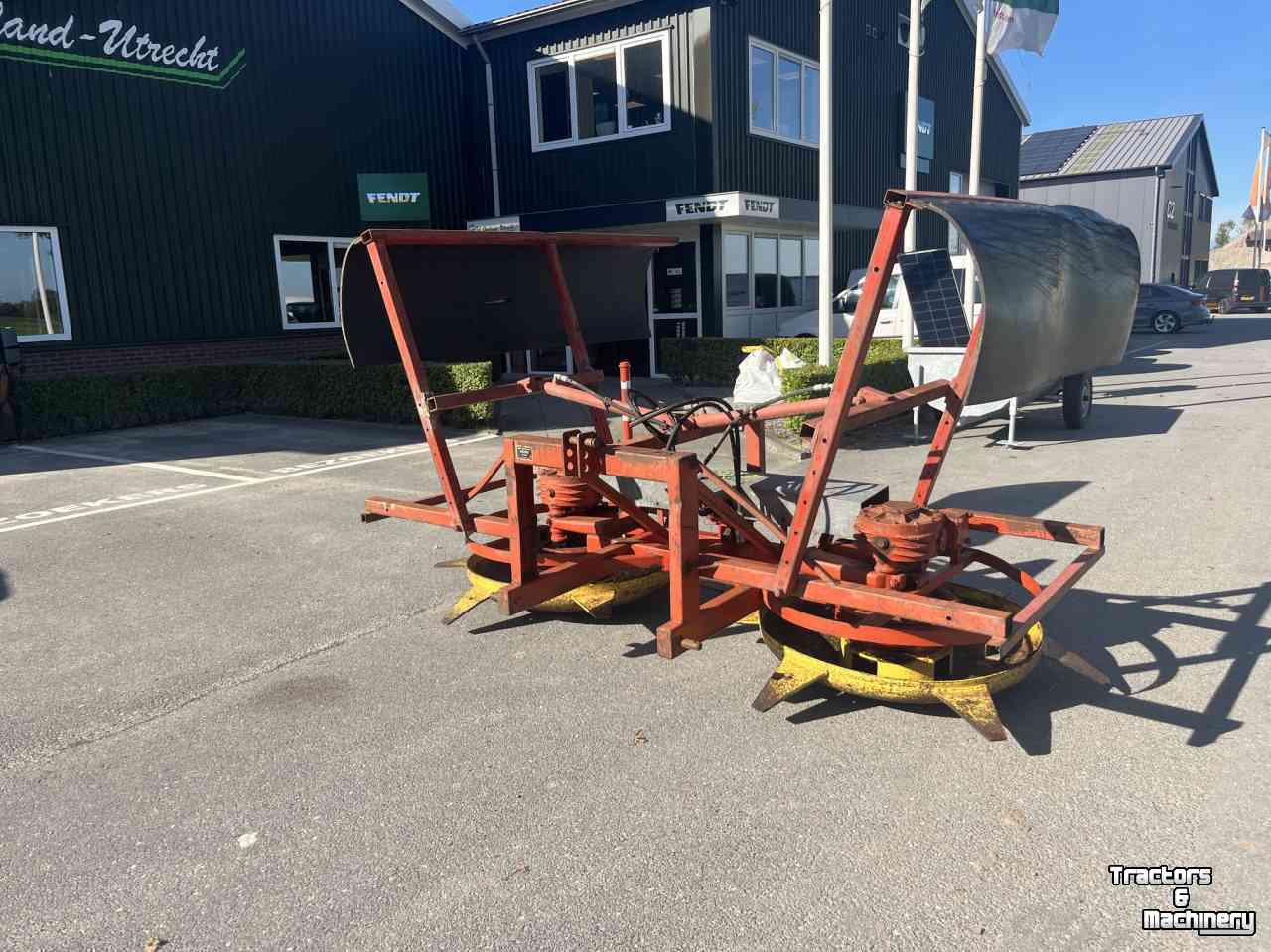 Eparpilleur de fourrage Rogedi Dubbel
