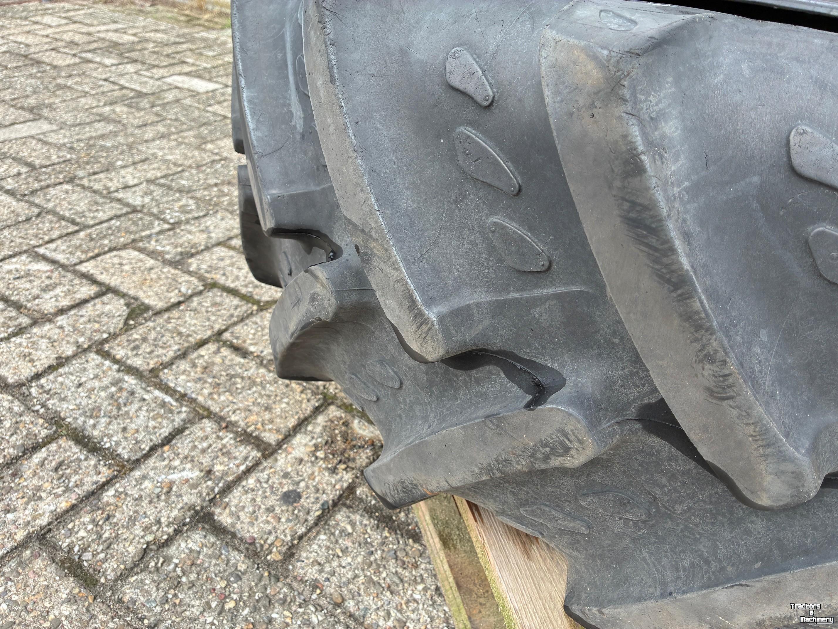 Roues, Pneus, Jantes, Barillets Jumelage Kleber 360/70R24