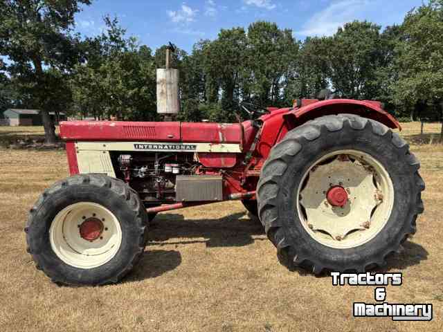 Tracteur Case-IH 1246