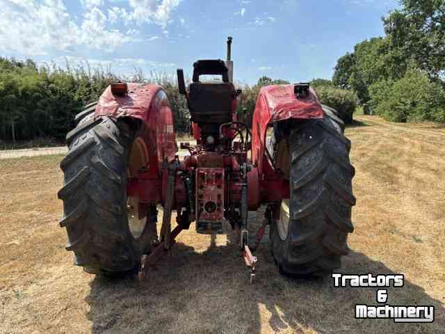 Tracteur Case-IH 1246