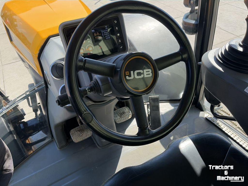 Tracteur JCB 4220 Fastrac