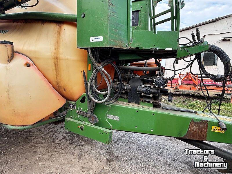 Pulvérisateur Amazone UX 4200