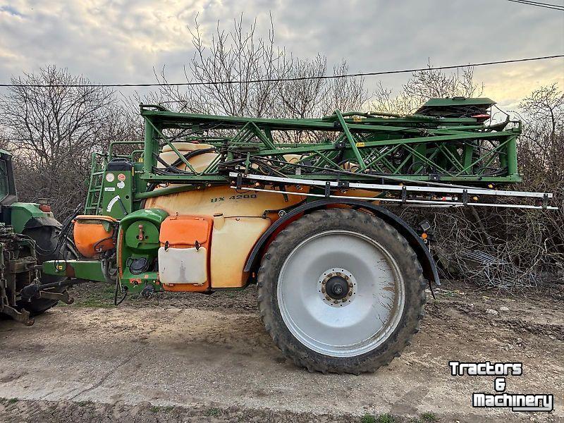 Pulvérisateur Amazone UX 4200
