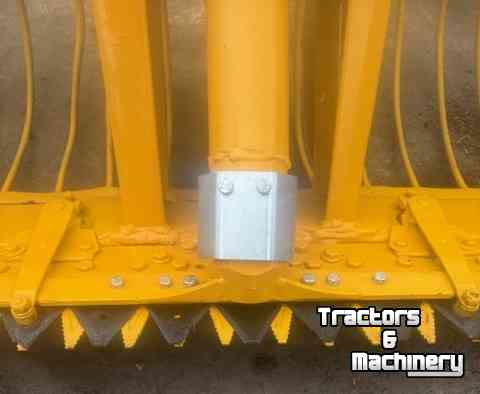 Benne de fauche Herder MXLT 430 maaikorf met hydraulische kantelcilinder