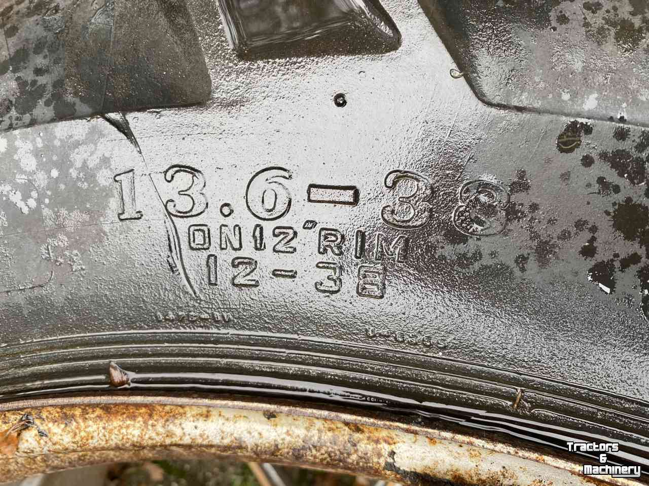Roues, Pneus, Jantes, Barillets Jumelage Vredestein 13.6x38 dubbellucht