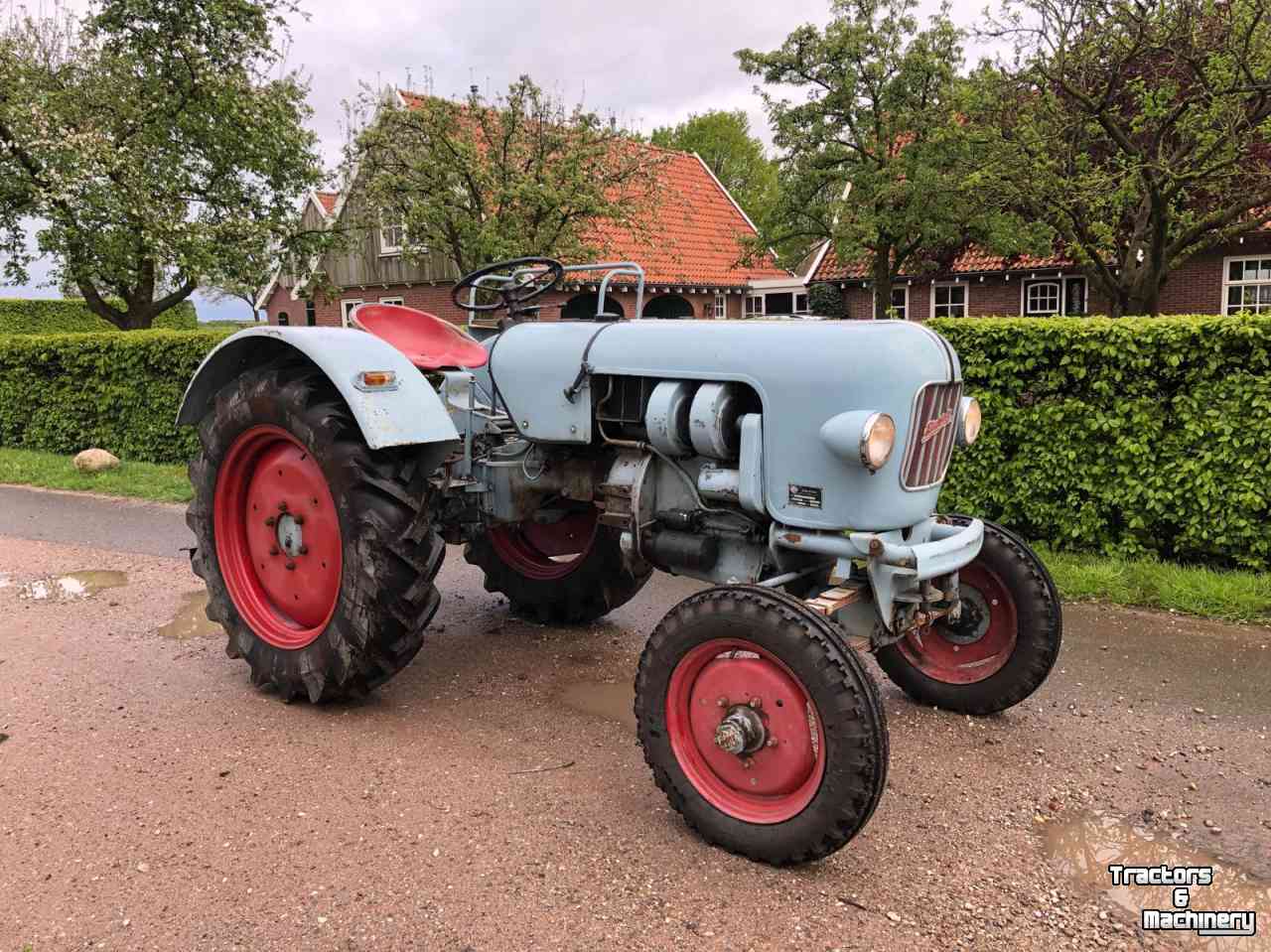 Tracteurs anciens Eicher Panter em295