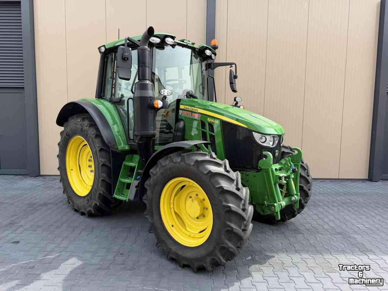 Tracteur John Deere 6120M