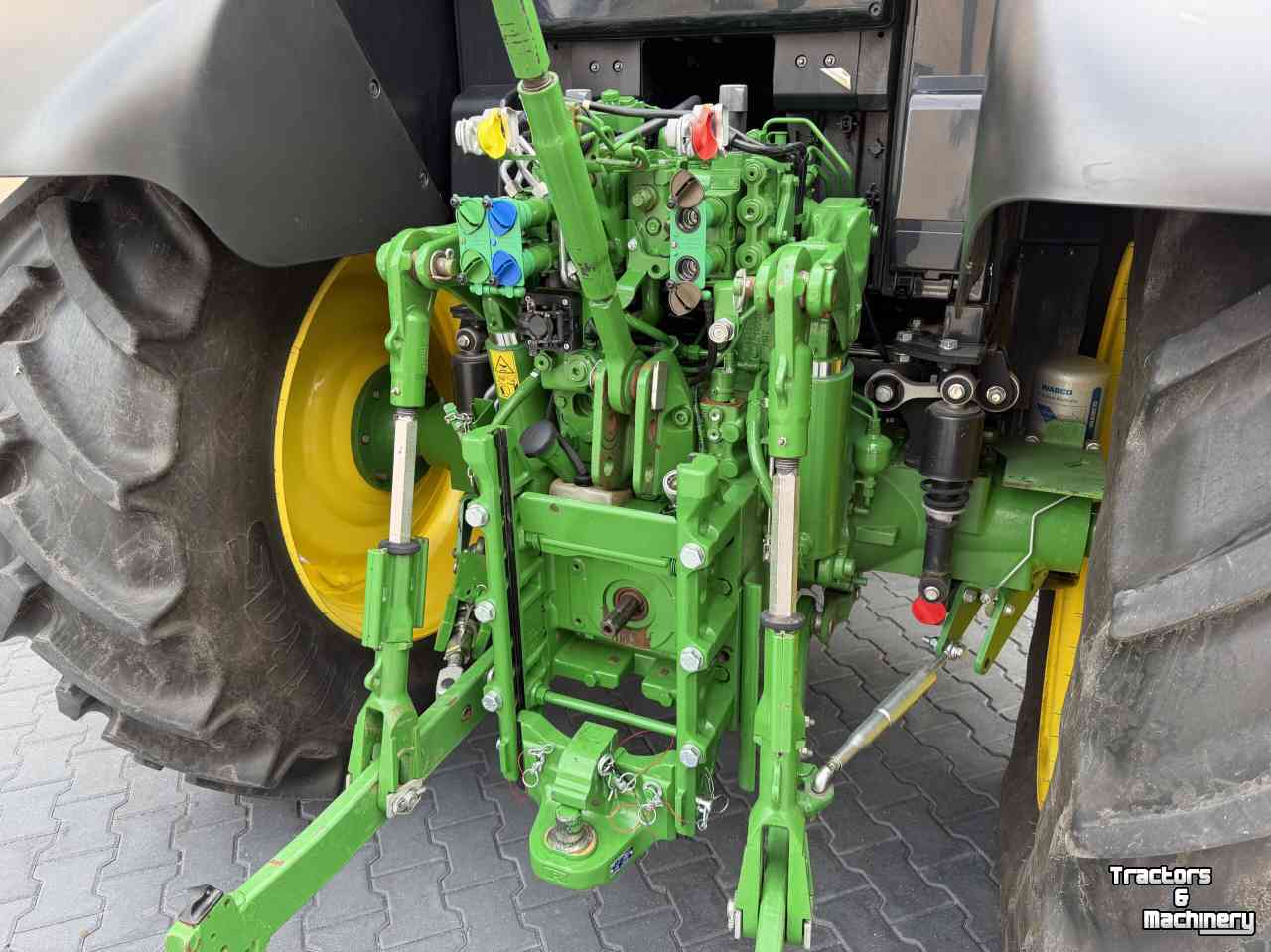 Tracteur John Deere 6120M