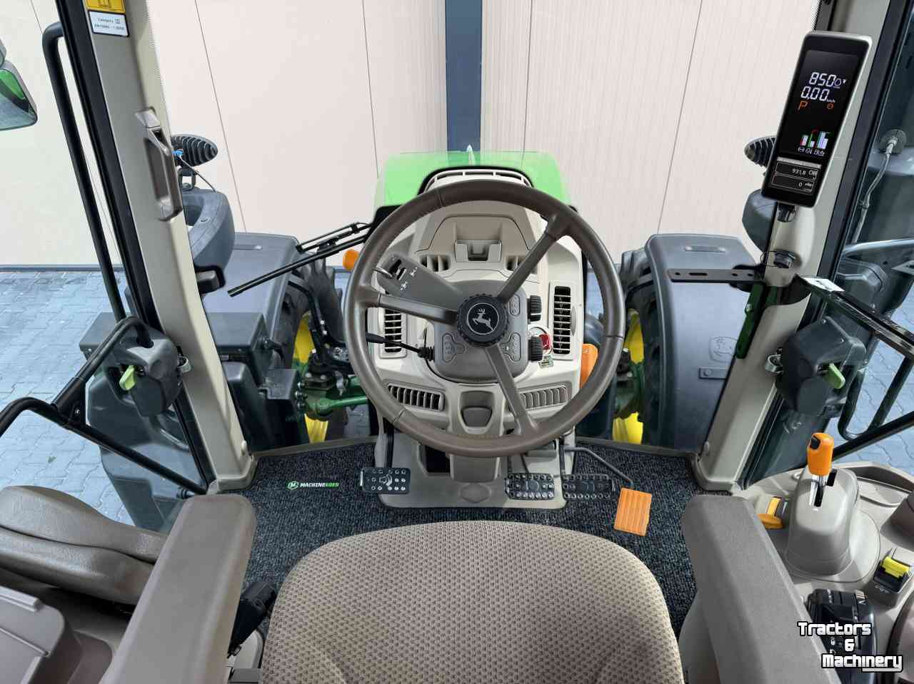 Tracteur John Deere 6120M