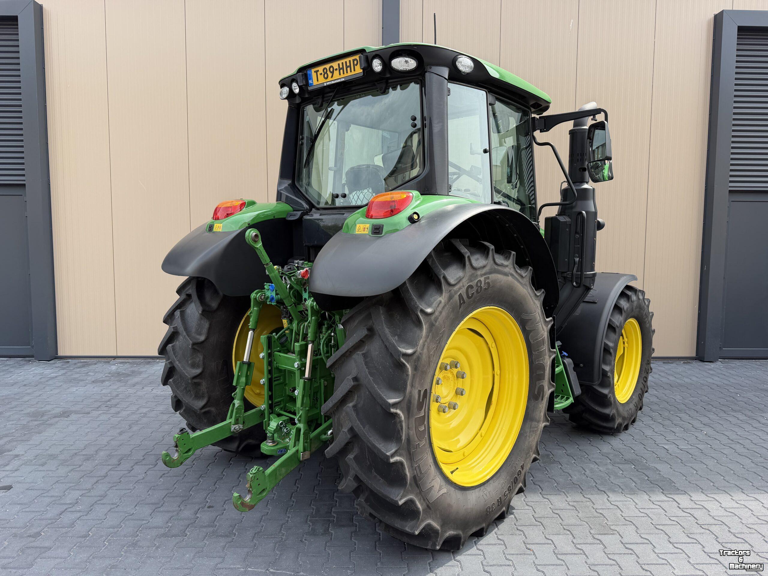Tracteur John Deere 6120M